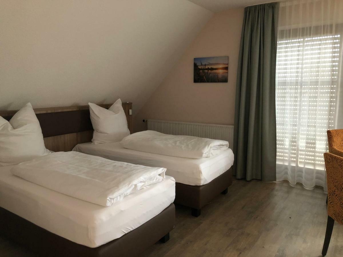Landgasthof Zum Angerwirt Ornbau Extérieur photo